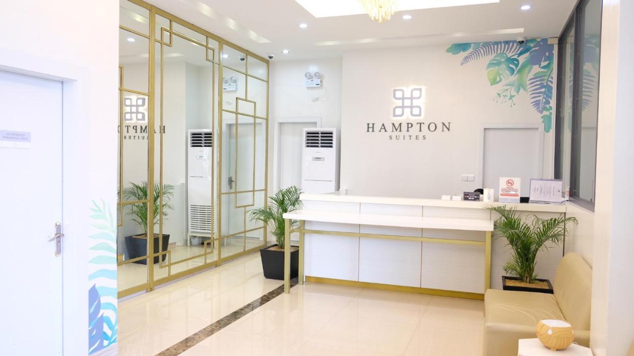 แฮมป์ตัน สวีท Hotel Davao ภายนอก รูปภาพ